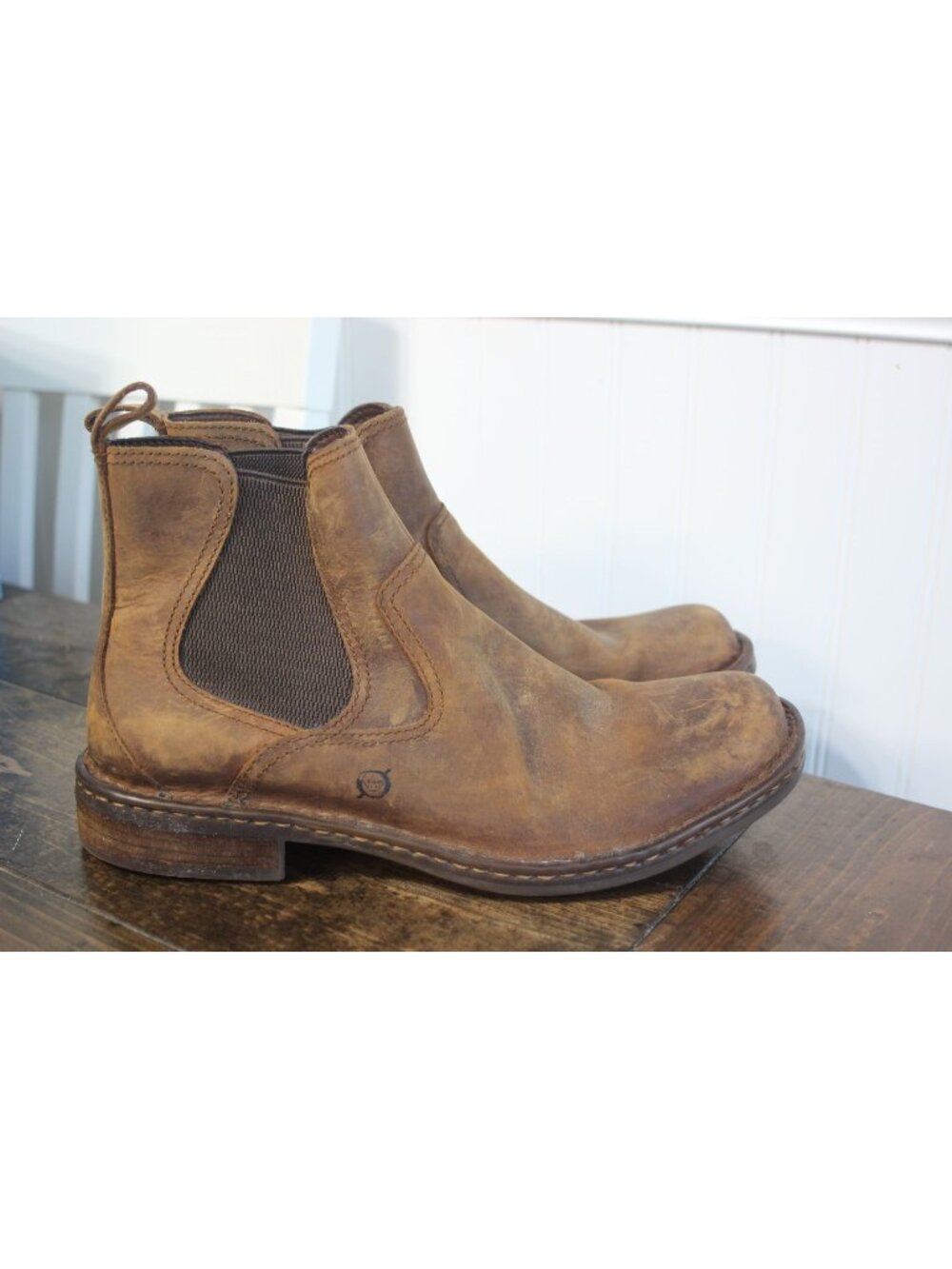 Born Hemlock Leather Chelsea Boots With Elastic Side Panels Mens 10.5